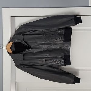 Vintage gray leather bomber style jacket with knit trim!